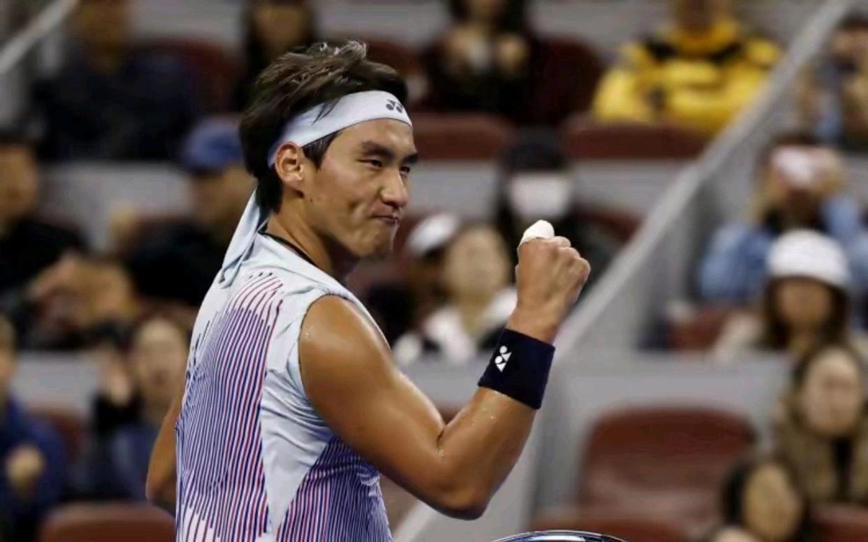 巴斯和余嘉 巴斯和余嘉