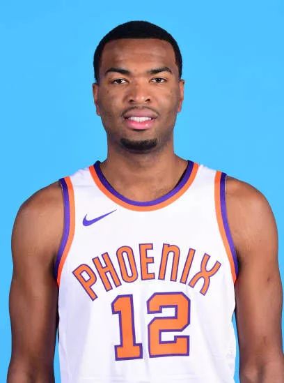 官方:利物浦后卫齐米卡斯租借加盟罗马